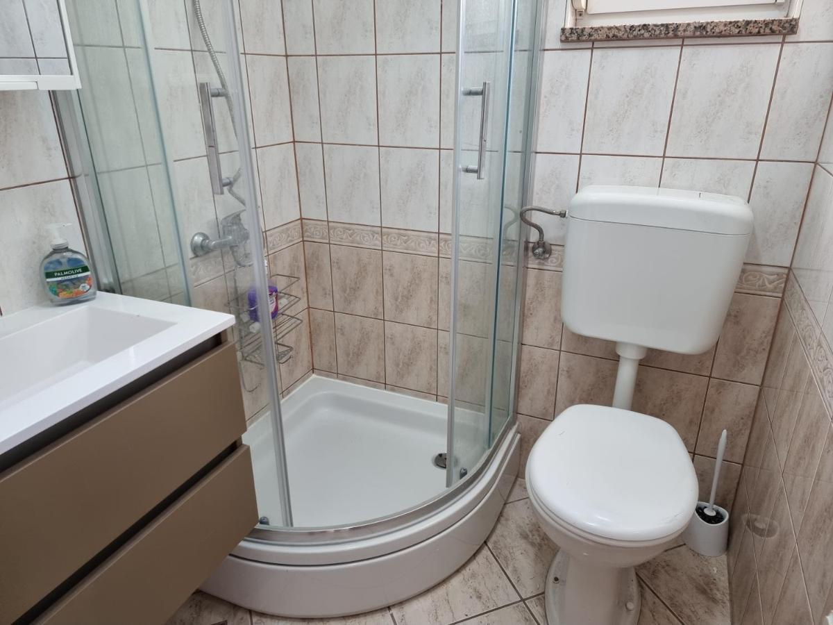 Apartment Aqua Near The City Beach Novalja Ruang foto