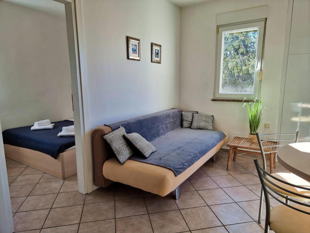 Apartment Aqua Near The City Beach Novalja Ruang foto